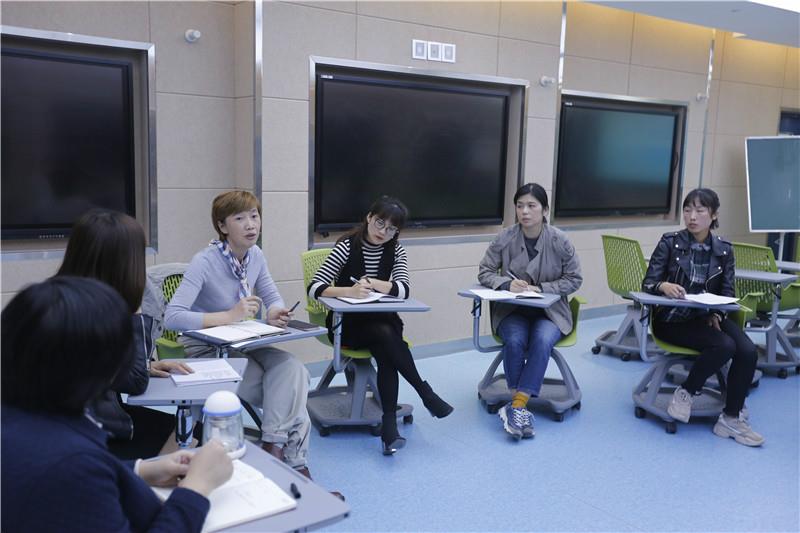 研讨互学  交流共进——记金水区艺术小学分级阅读专